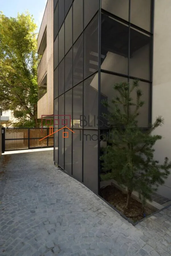 Duplex 4 camere, Curte proprie - pemarket.ro