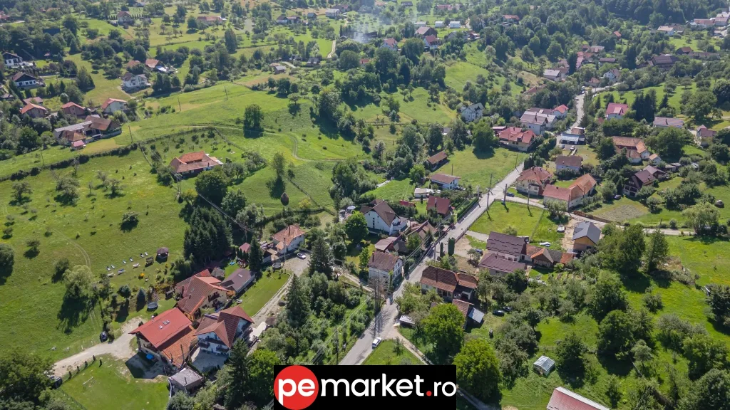Pensiune funcțională de vânzare – Bran, zona Poarta - pemarket.ro