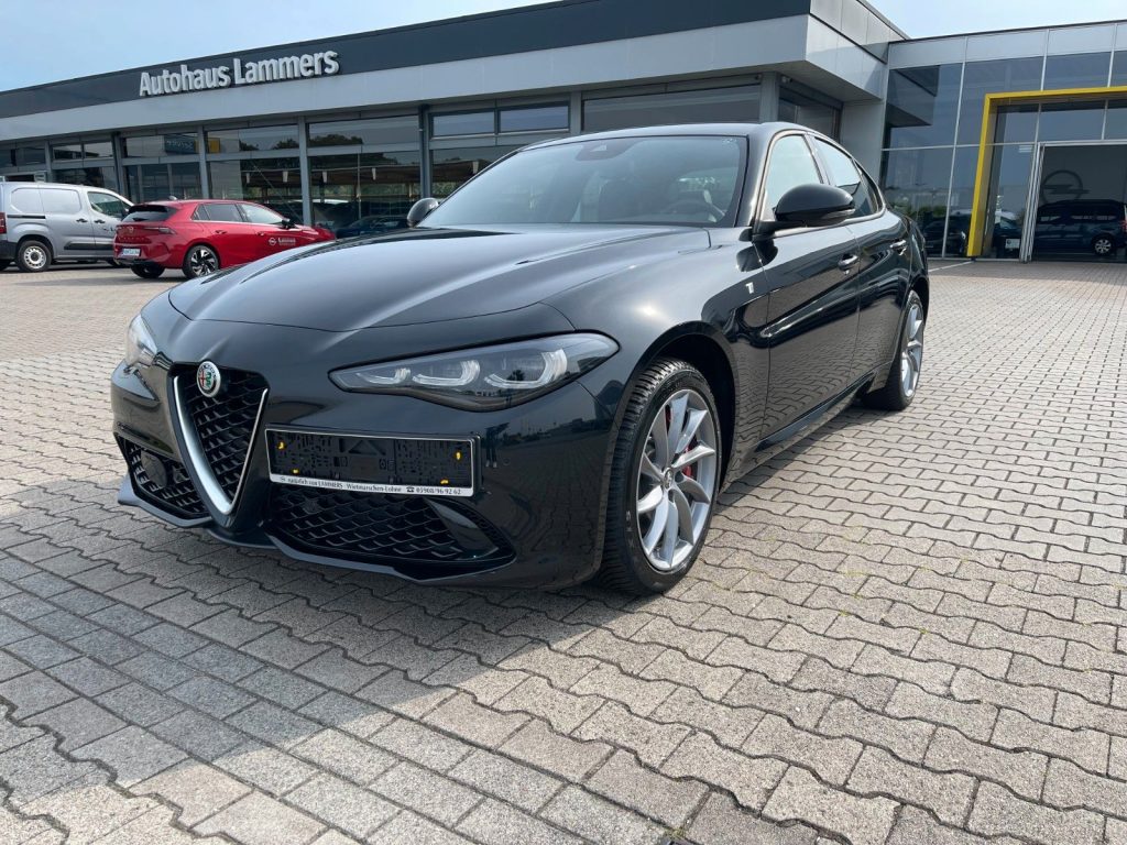 Alfa Romeo Giulia TiQ4 - pemarket.ro
