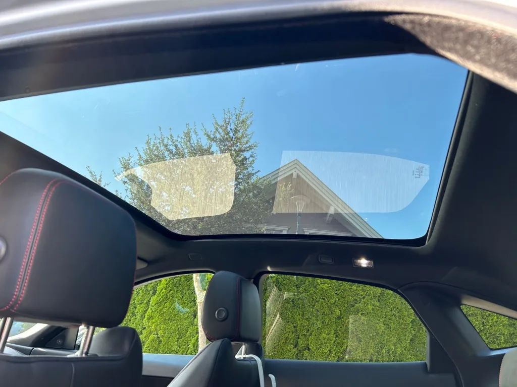 Jaguar E-Pace - pemarket.ro