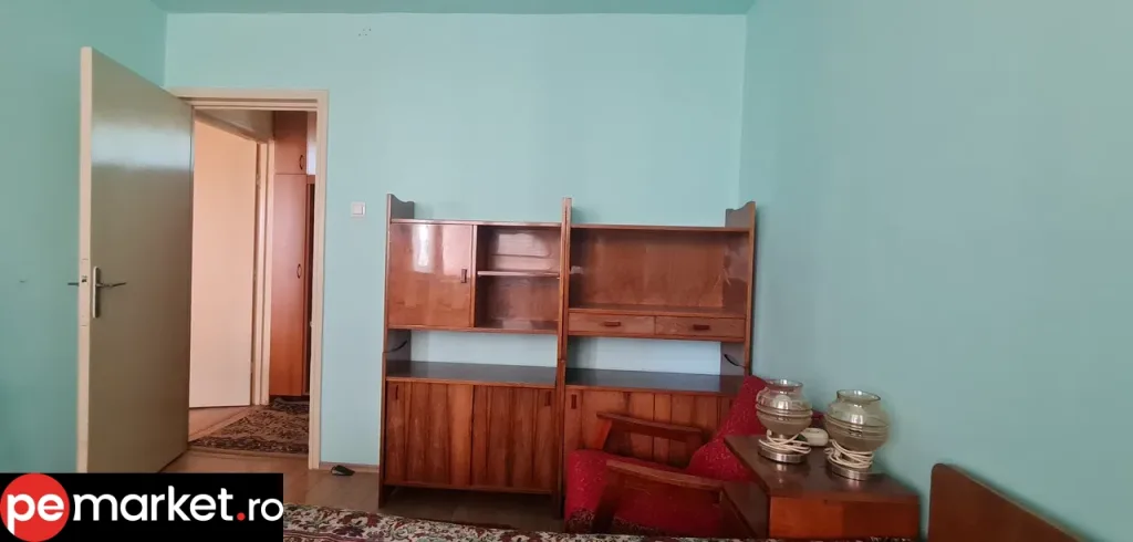 SC VIMAK IMOBILIARE vinde apartament 3 camere, b dul Saturn , Brașov. - pemarket.ro