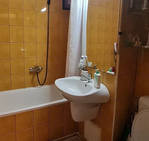 SC VIMAK IMOBILIARE vinde apartament 2 camere zona Grivitei, Brașov - pemarket.ro