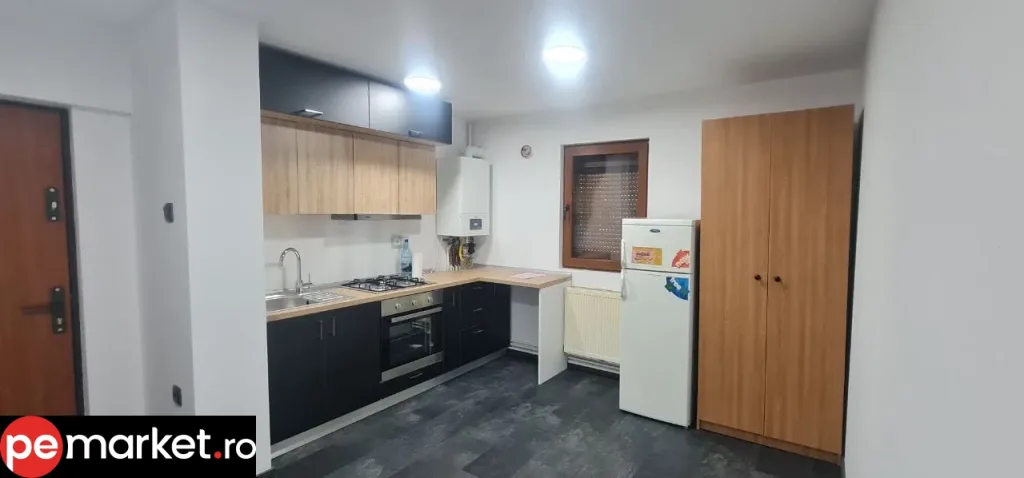 SC VIMAK IMOBILIARE vinde apartament 3 camere Codlea, Brașov - pemarket.ro
