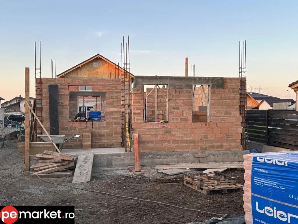 Casă modernă în Cartier Izvor, Brasov - pemarket.ro