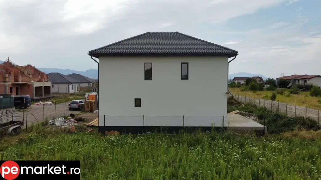 Casă modernă – Cartier Izvor, Brașov - pemarket.ro