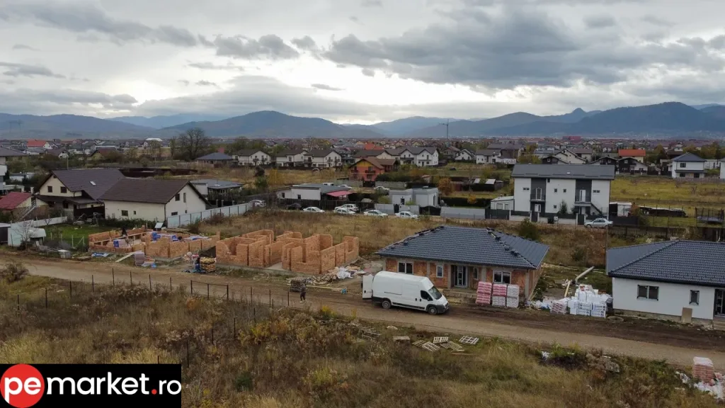 Casă pe parter – Cartier Izvor, Brașov - pemarket.ro