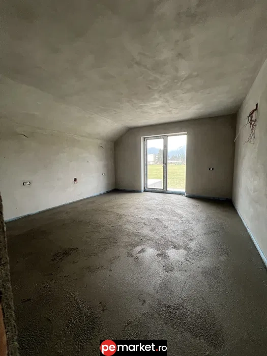 Casă nouă de vânzare | Zărnești, Brașov | Materiale premium | Zonă excelentă - pemarket.ro