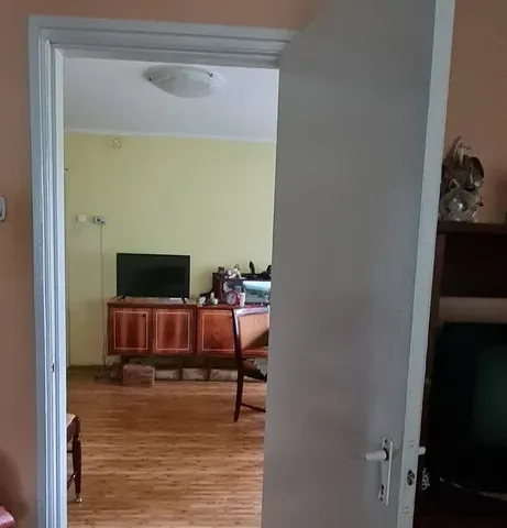 SC VIMAK IMOBILIARE vinde apartament 2 camere in Astra,str Uranus. Brașov - pemarket.ro