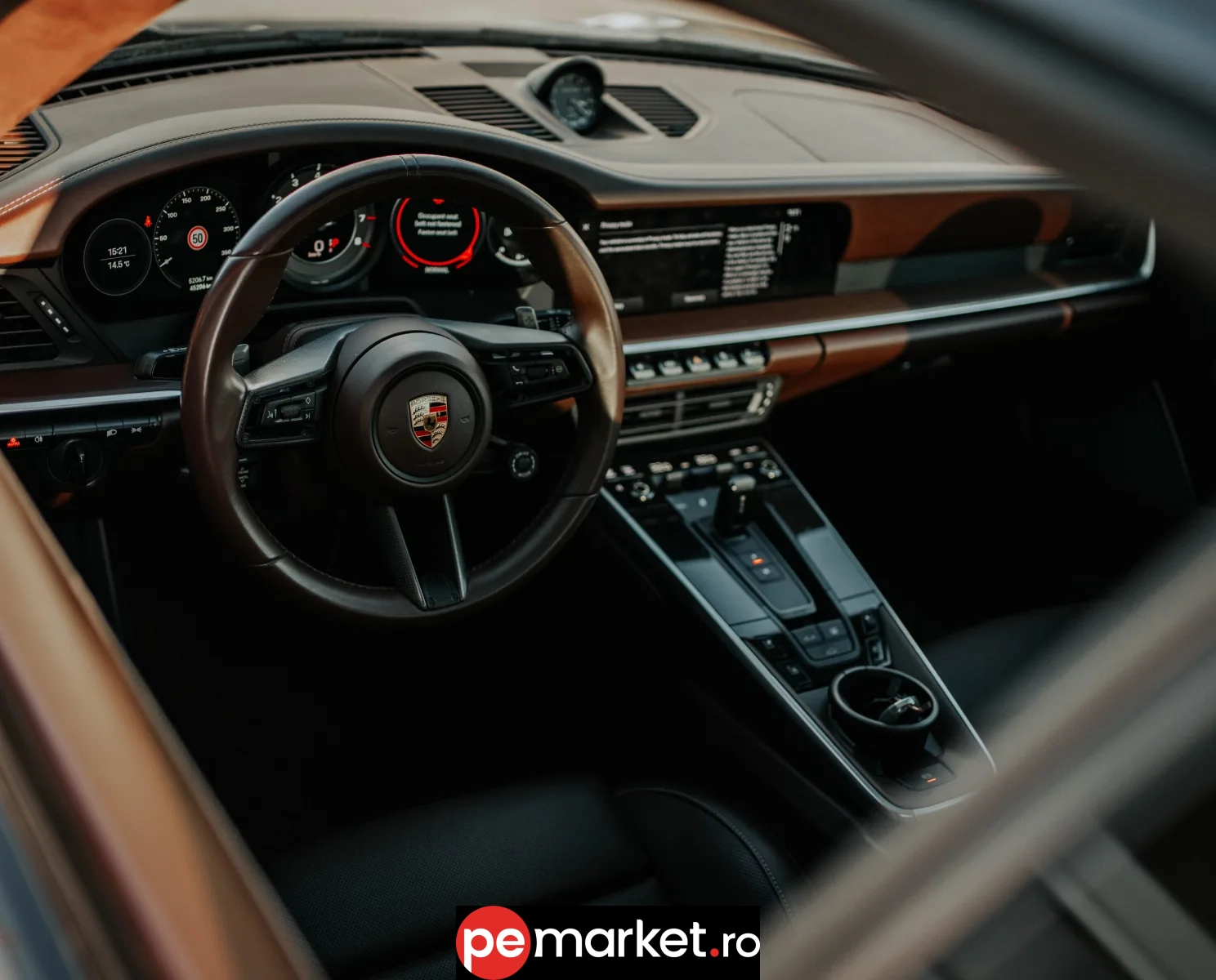 Închiriază Porsche Turbo S 911 - pemarket.ro