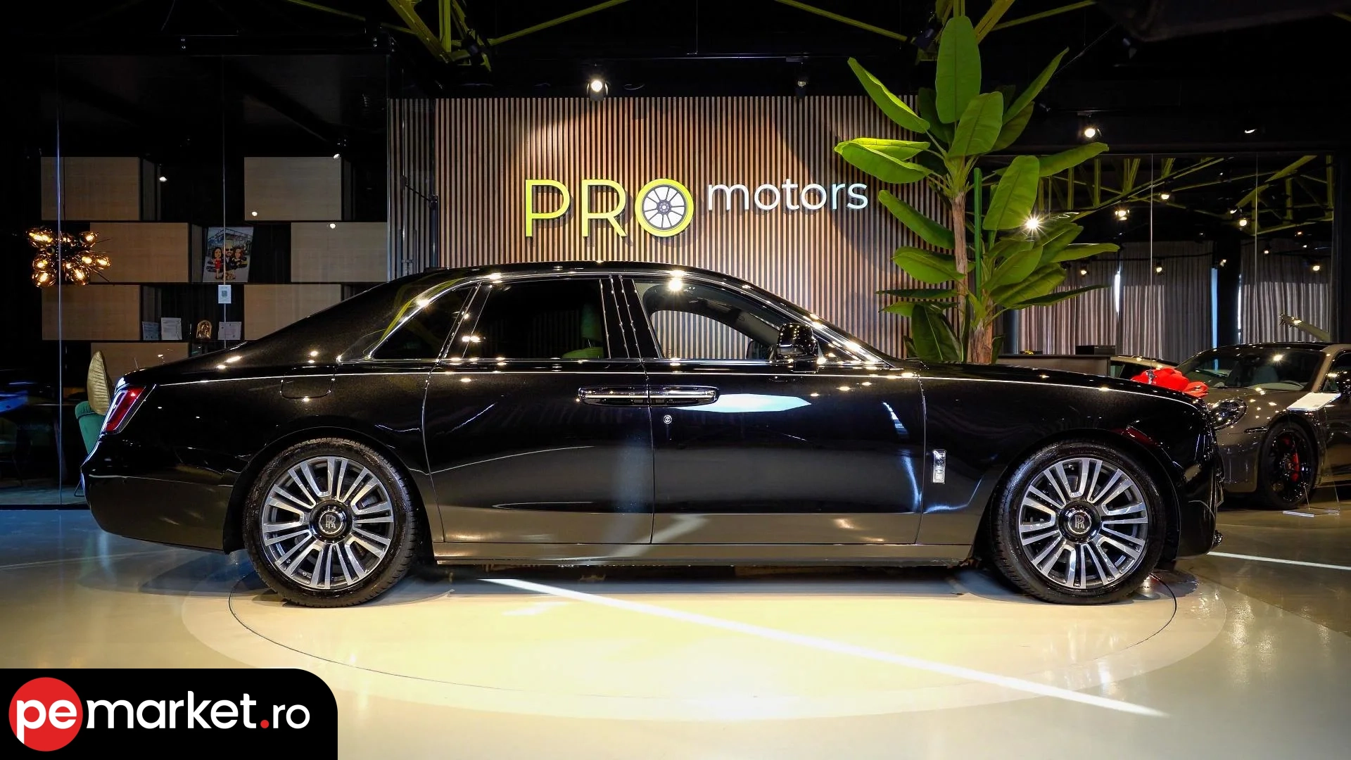 Rolls-Royce Ghost - pemarket.ro