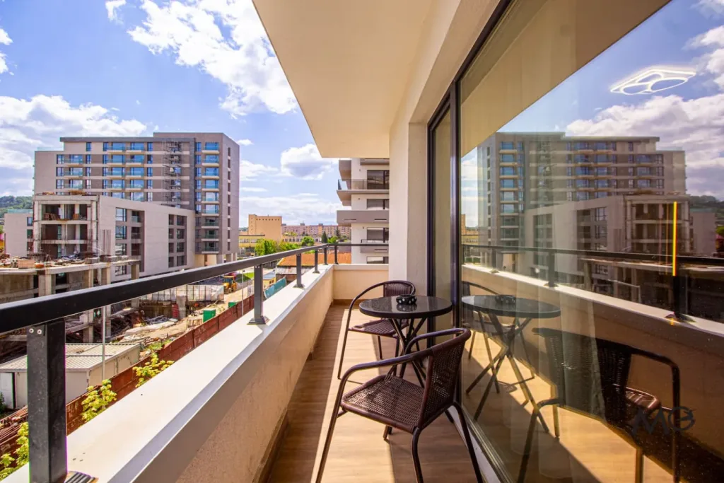 MoHost Blue | Premium Mountain Escape in Brasov - pemarket.ro