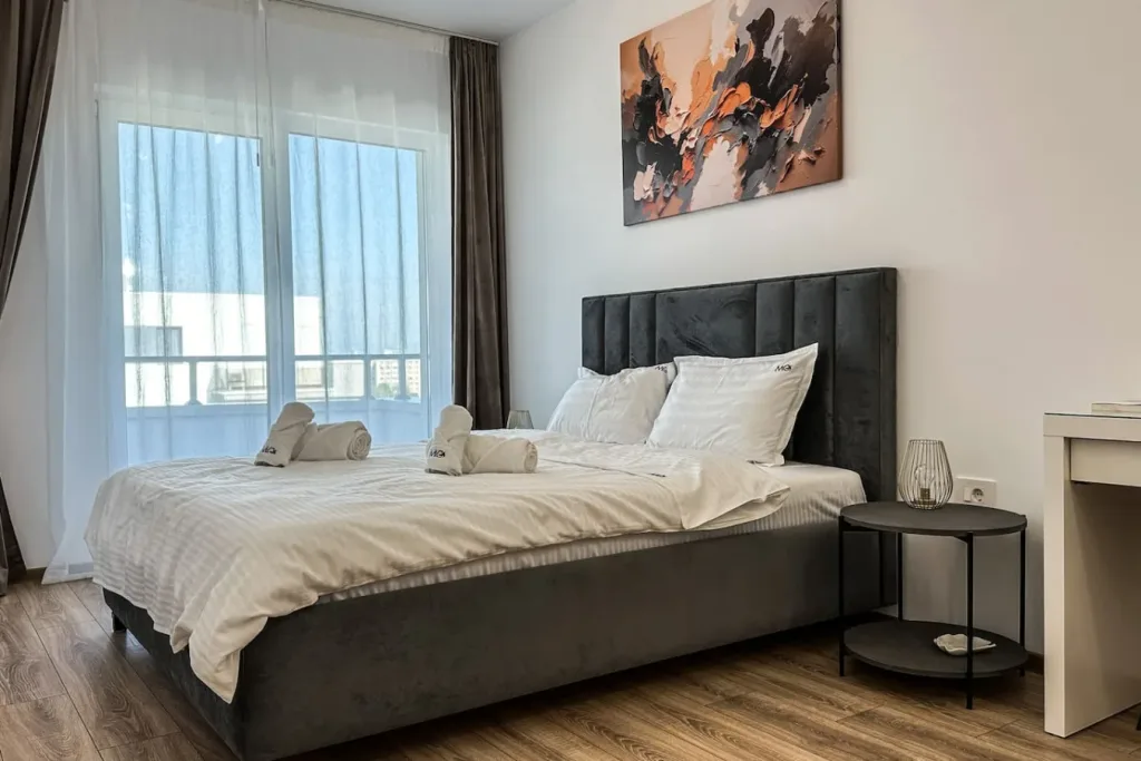 MoHost Eleven | Luxury Stay with Mountain Views - pemarket.ro