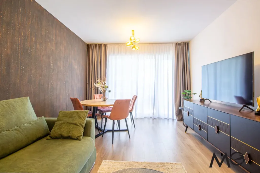 MoHost Four | Elegant Mountain Escape - pemarket.ro