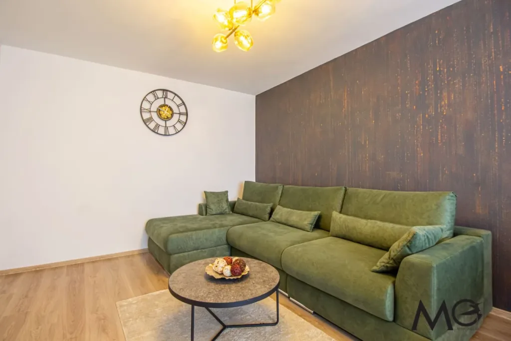 MoHost Four | Elegant Mountain Escape - pemarket.ro