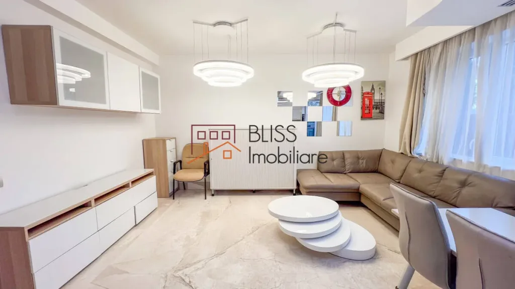 Vilă 3 Camere În Complex Cu Piscină Și Grădină Privată - pemarket.ro