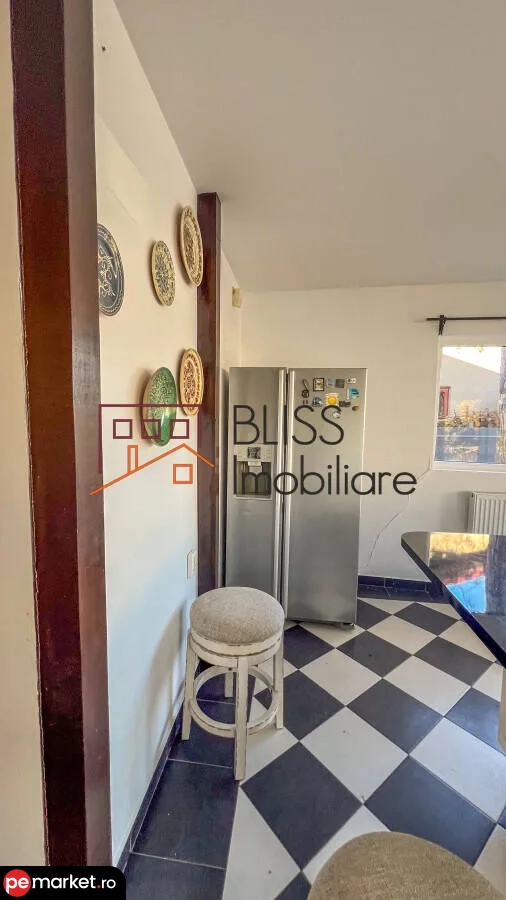 Vilă Spațioasă cu 5 Camere și Grădină - pemarket.ro