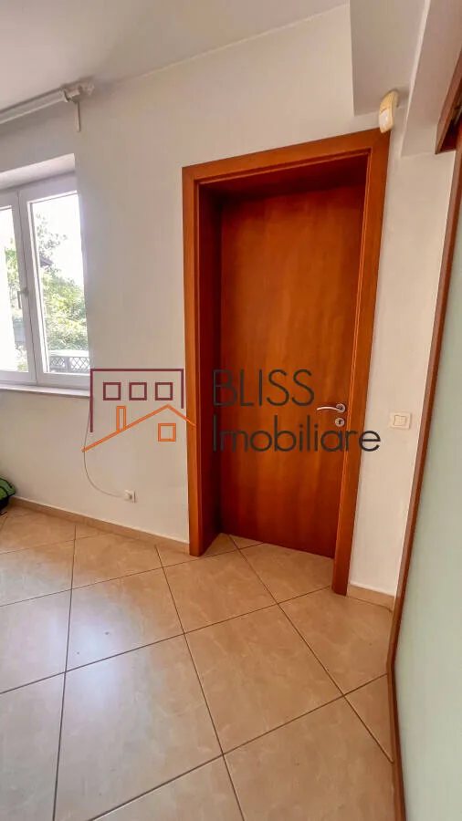 Vila cu piscină Și grădină în Sun Gardens Pipera - pemarket.ro