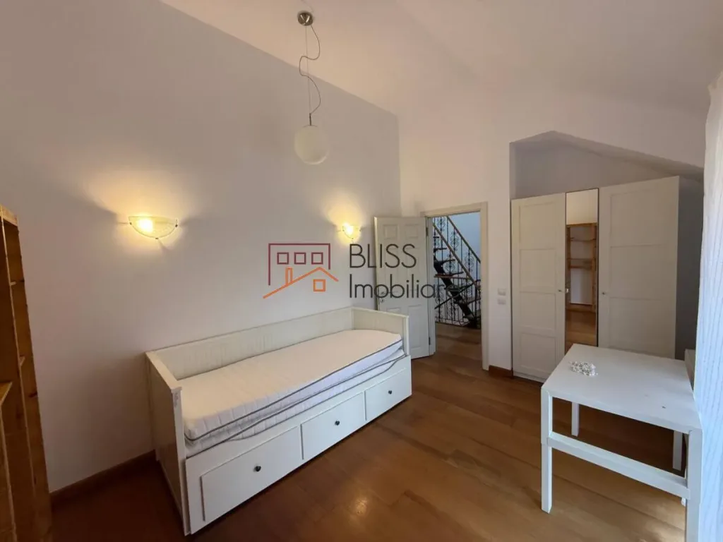 Vila moderna cu gradina privata - pemarket.ro