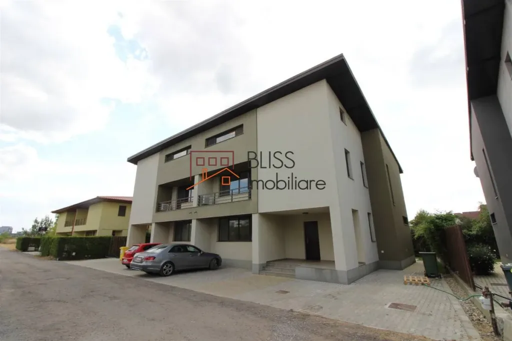 Vilă Spațioasă cu Design Deosebit - pemarket.ro