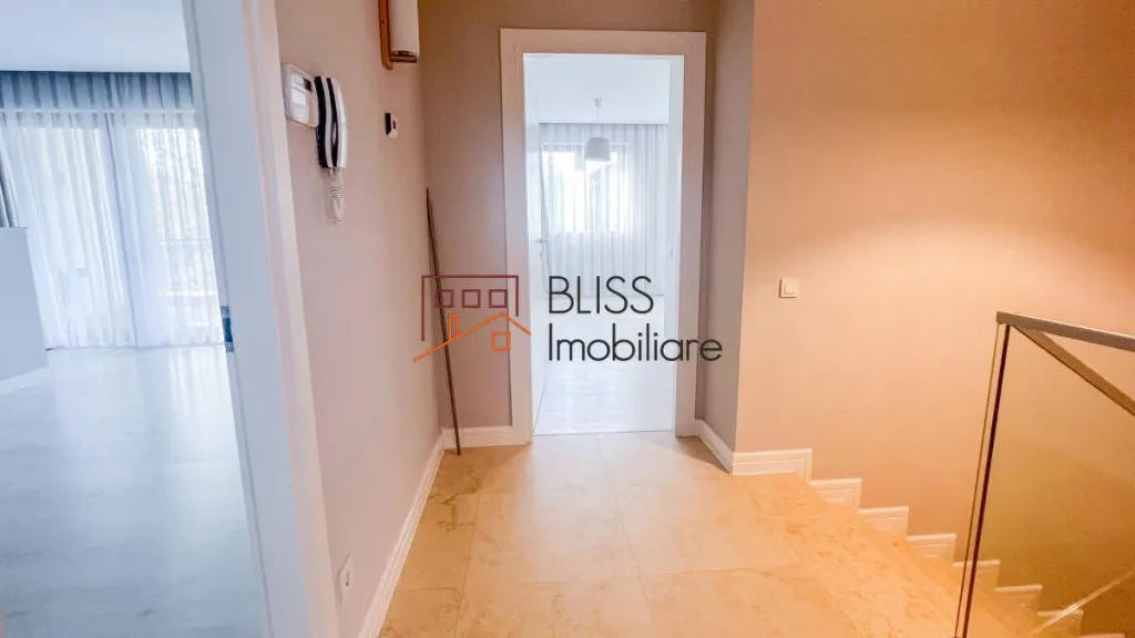 Vila moderna cu curte privata, Oxford Gardens, Pipera - pemarket.ro