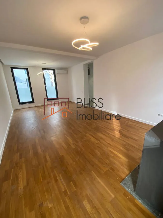 Vila 5 camere , Pipera Nord - pemarket.ro