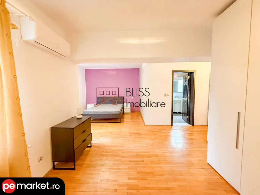 Vilă Elegantă cu 5 Camere - pemarket.ro