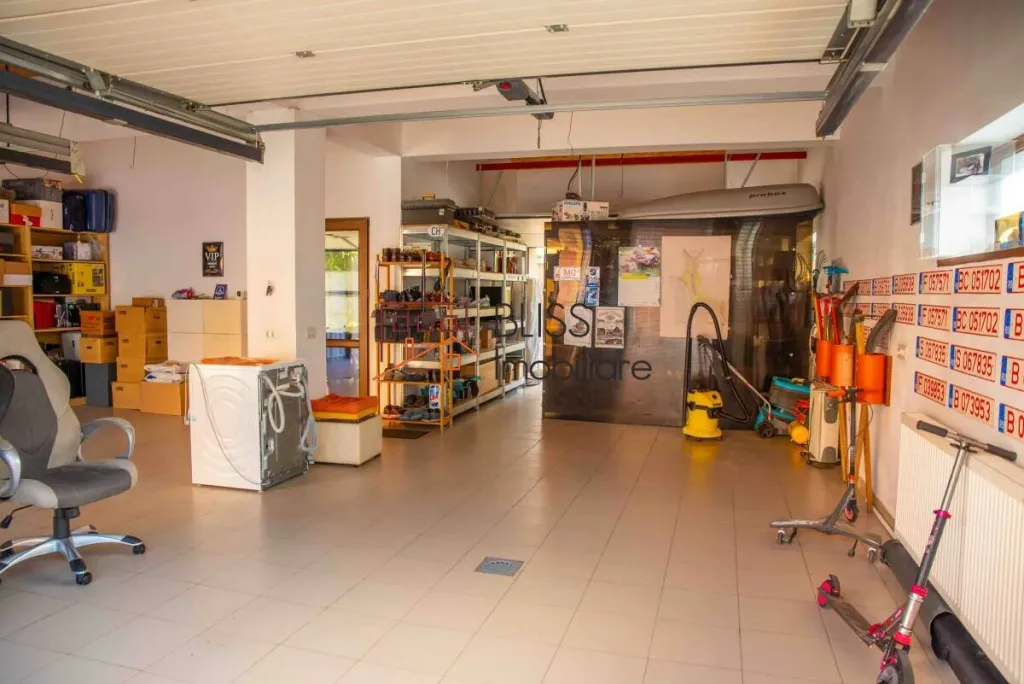 Vilă Elegantă cu 6 Camere - pemarket.ro