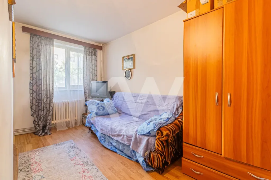 Apartament cu 3 camere decomandat – Cartier Noua - pemarket.ro
