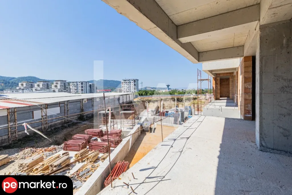 Trăiește la înălțime – Penthouse modern în inima Brașovului - pemarket.ro