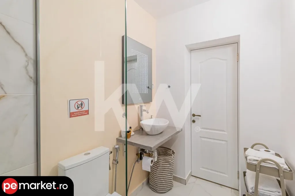 Investiție – Două apartamente si o garsonieră la casă, pe Drumul Poienii - pemarket.ro